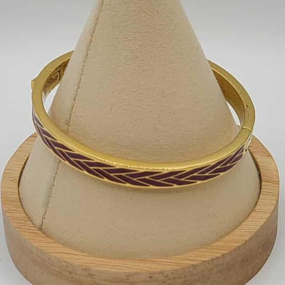 J Crew Gold Tone Dark Red Enamel Hinged Bangle Bracelet - Picture 7 of 8